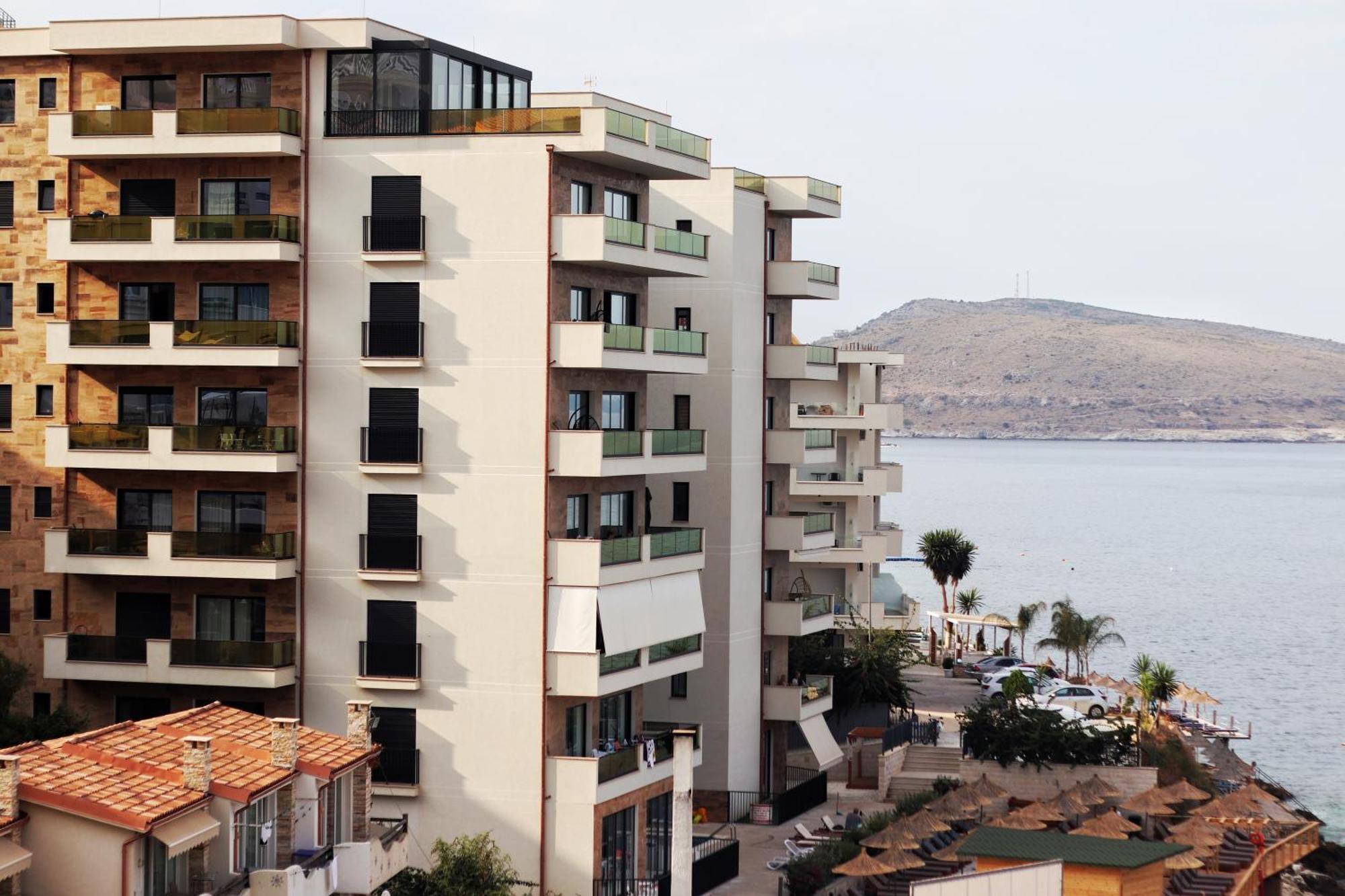 Golden Beach Suites Saranda Extérieur photo
